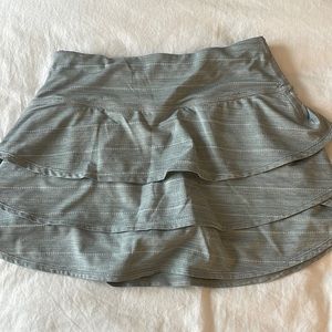 athleta grey pleated tennis skirt!!
